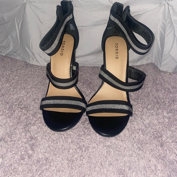 Torrid Heels - Picture 4 of 7